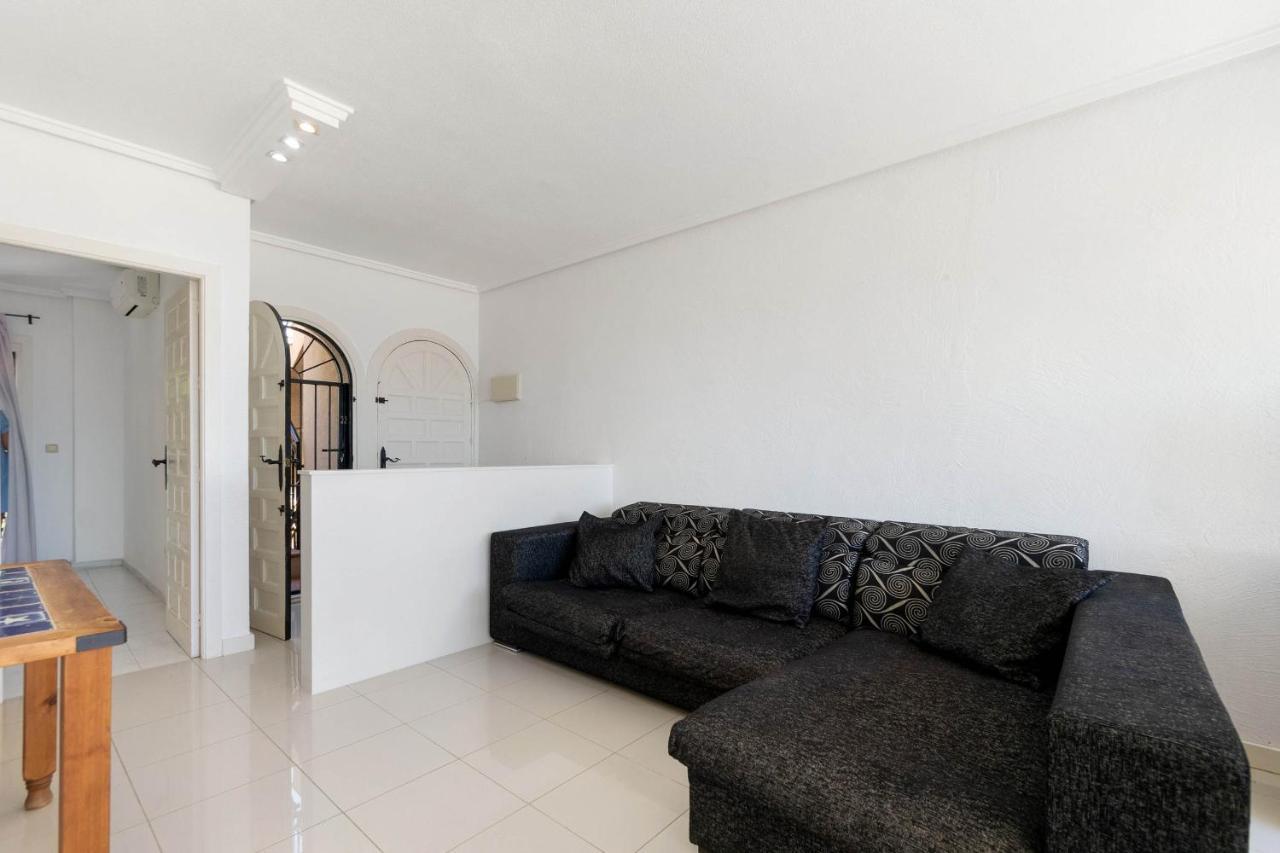 He Torre Del Moro Apartment Torrevieja Bagian luar foto